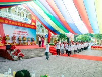 TƯNG BỪNG NGÀY HỘI ĐẾN TRƯỜNG CỦA THẦY VÀ TRÒ TRƯỜNG THPT THÀNH PHỐ CAO BẰNG