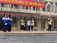 HOẠT ĐỘNG KỶ NIỆM 80 NĂM NGÀY THÀNH LẬP QUÂN ĐỘI  NHÂN DÂN VIỆT NAM  TẠI TRƯỜNG THPT THÀNH PHỐ CAO BẰNG