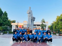 Công đoàn trường THPT thành phố Cao Bằng tham gia chương trình “Tết Sum vầy - Xuân ơn Đảng” Xuân Ất Tỵ  2025