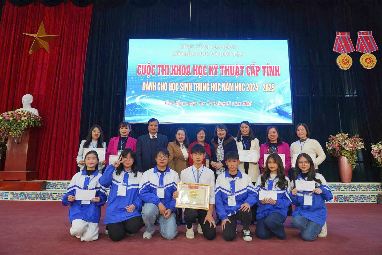 Trường THPT thành phố Cao Bằng đạt thành tích cao trong cuộc thi Khoa học kỹ thuật cấp tỉnh dành cho học sinh Trung học năm học 2024 - 2025