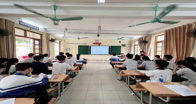 TRƯỜNG THPT THÀNH PHỐ TỔ CHỨC THÀNH CÔNG KỲ THI THỬ TỐT NGHIỆP NĂM 2025